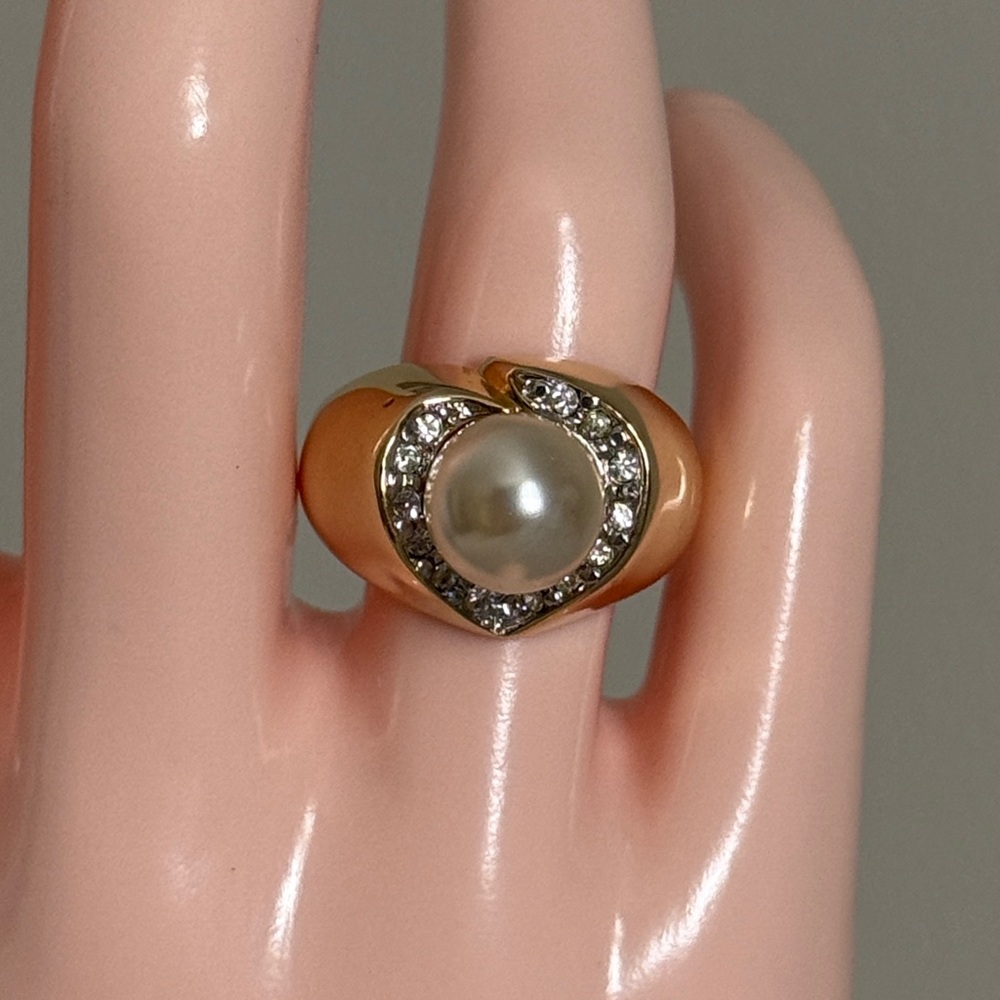 Elegant 18k Gold Electroplated Pearl Ring with Crystals, Size 8